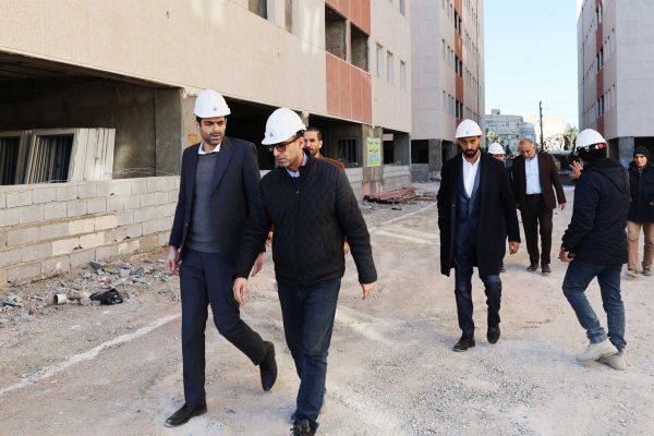 Sajjad Zakeri of Rah Gostar Naft visiting the Vavan project
