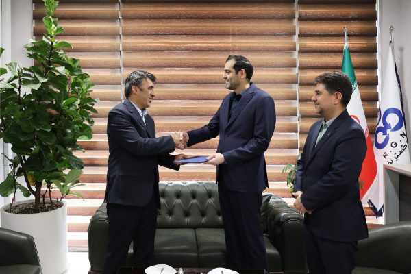 Sajjad Zakeri at the farewell and introduction ceremony for the Deputy Director of Rah Gostar Naft
