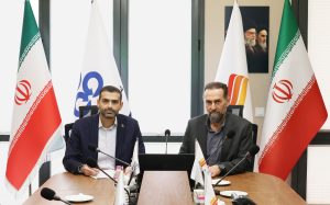 سجاد ذاکری مراسم امضای قرارداد پروژه احداث محل و جاده میدان نفتی آذر